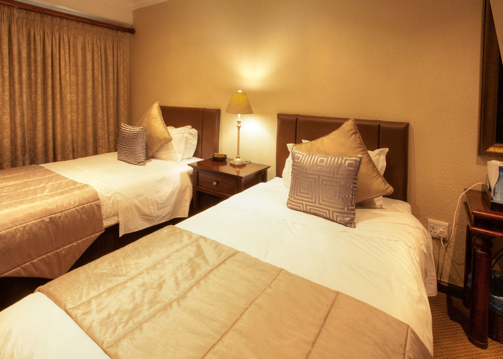 Black Eagle Hotel & Spa Roodepoort Εξωτερικό φωτογραφία